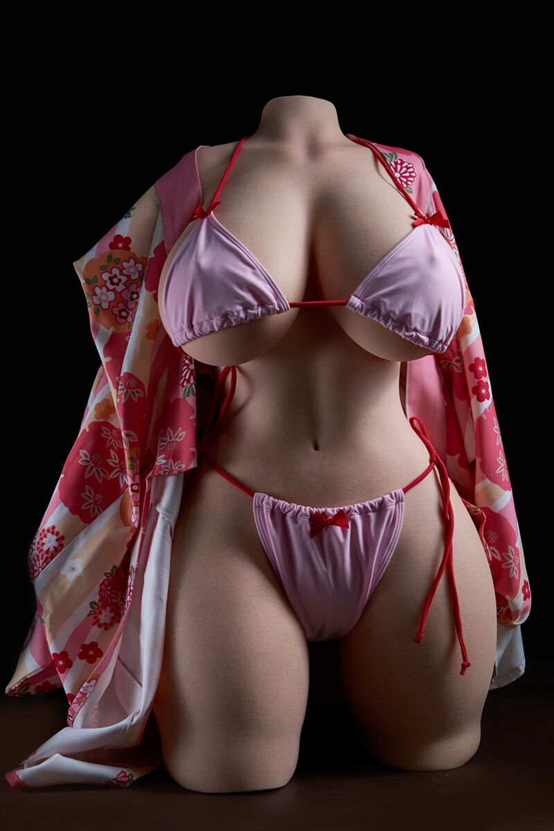 Vanessa 29,9KG Sex Doll BBW in Silicone Con Tette Grosse (2)