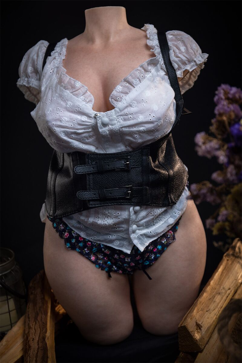 Olivia Media 12,5KG Sex Doll BBW in Silicone Bambola Sessuale per Uomo (1)